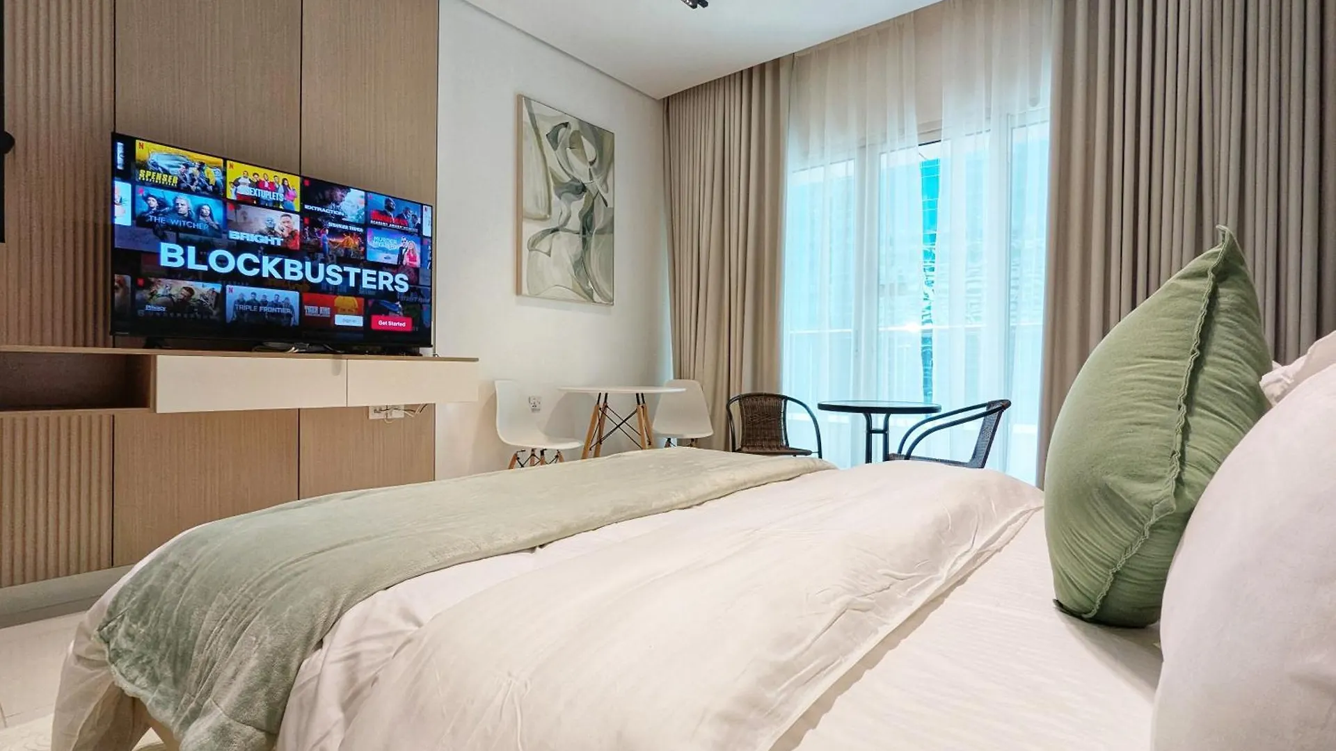 Luxe Haven Fully Furnished Studio In Business Bay, 10 Minutes Walk To Business Bay Metro Station, Closest To Burj Khalifa And Dubai Mall 0*,  United Arab Emirates