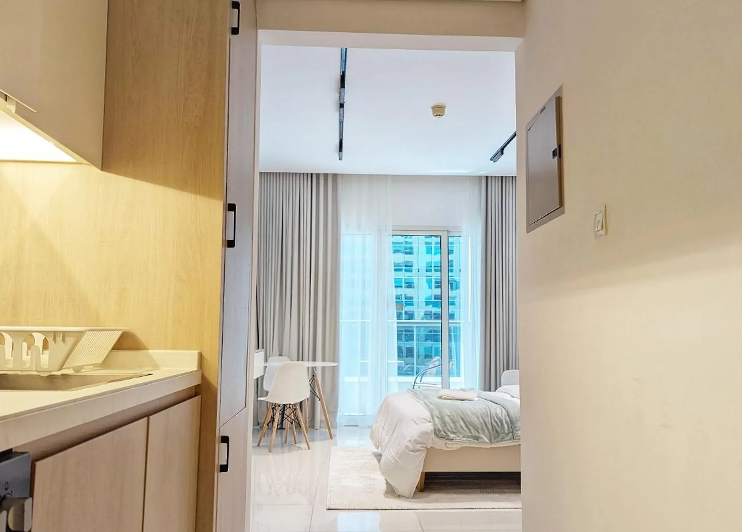 Luxe Haven Fully Furnished Studio In Business Bay, 10 Minutes Walk To Business Bay Metro Station, Closest To Burj Khalifa And Dubai Mall 0*,  Vereinigte Arabische Emirate